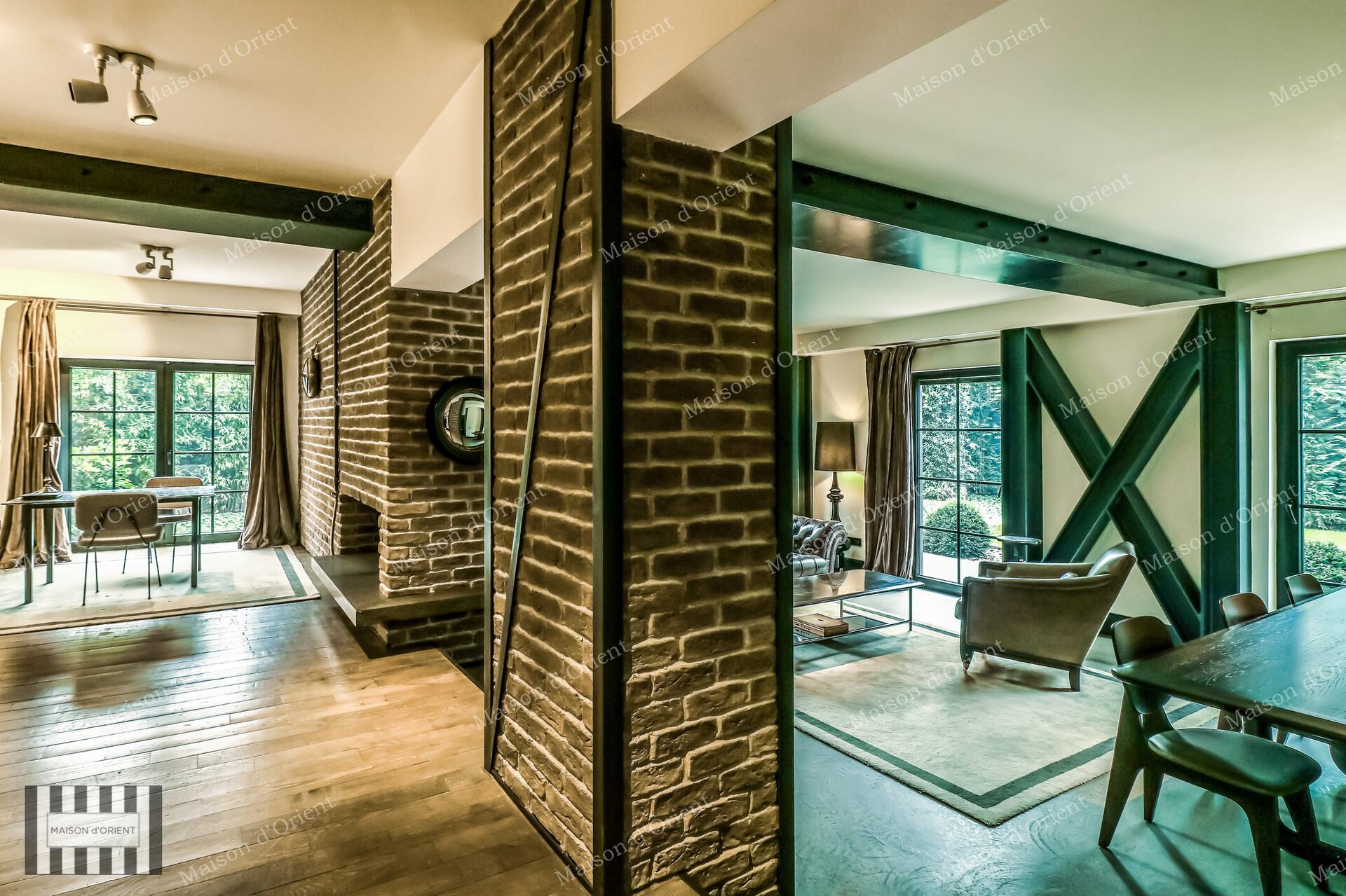 Triplex Villa for Sale with Private Garden in Levent — Levent, İstanbul — 4+2 — For Buy