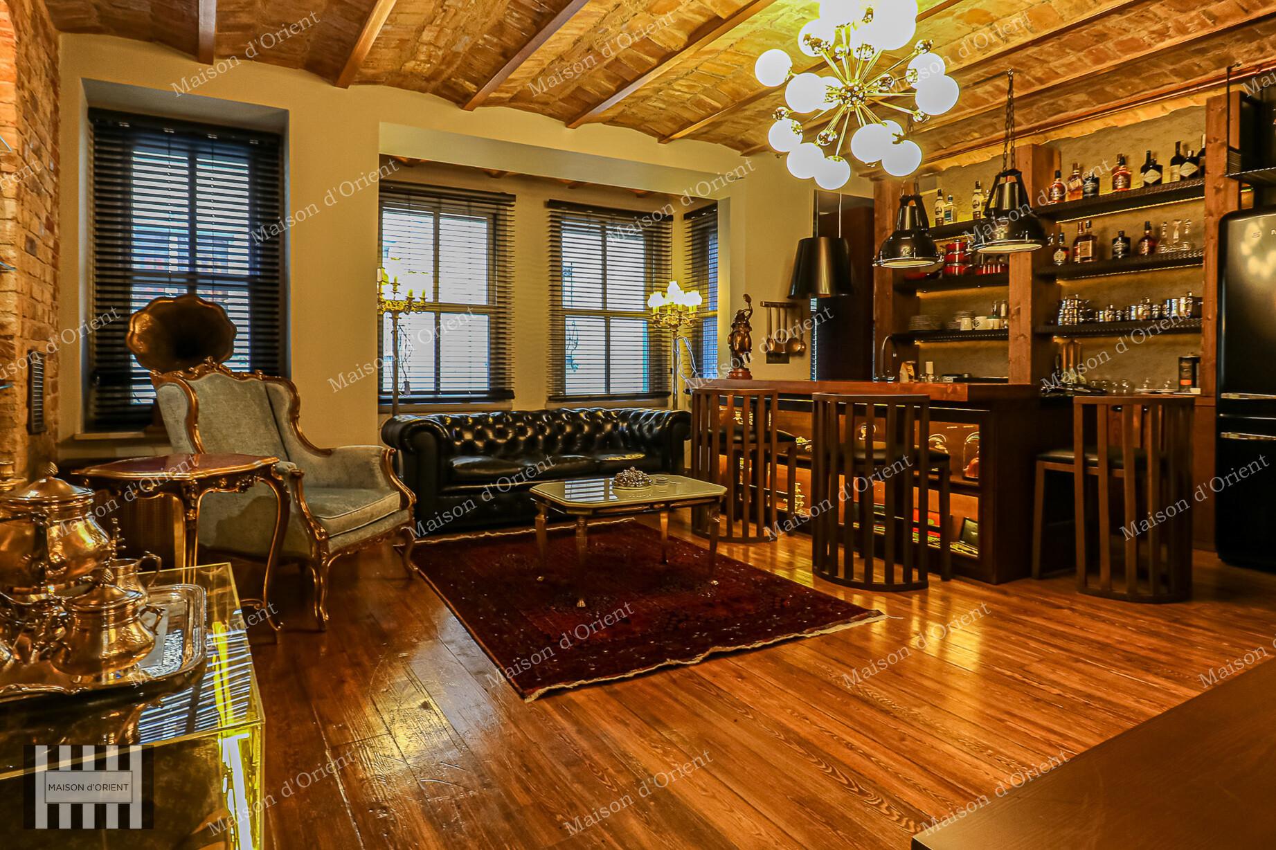 Renovated 3+1 Flat for Sale in Historical Building — Pera, İstanbul — 3+1 — Closed