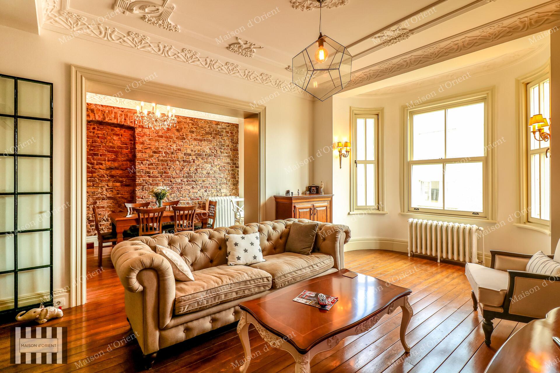 2+1 Flat for Rent in Historical Gravier Building — Cihangir, İstanbul — 2+1 — Closed