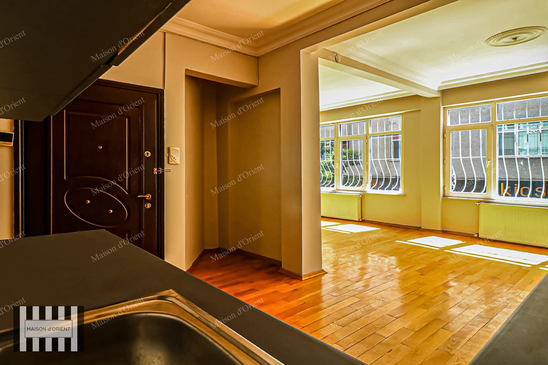 2+1 Apartment for Sale in Central Cihangir — Cihangir, İstanbul — 2+1 — For Buy