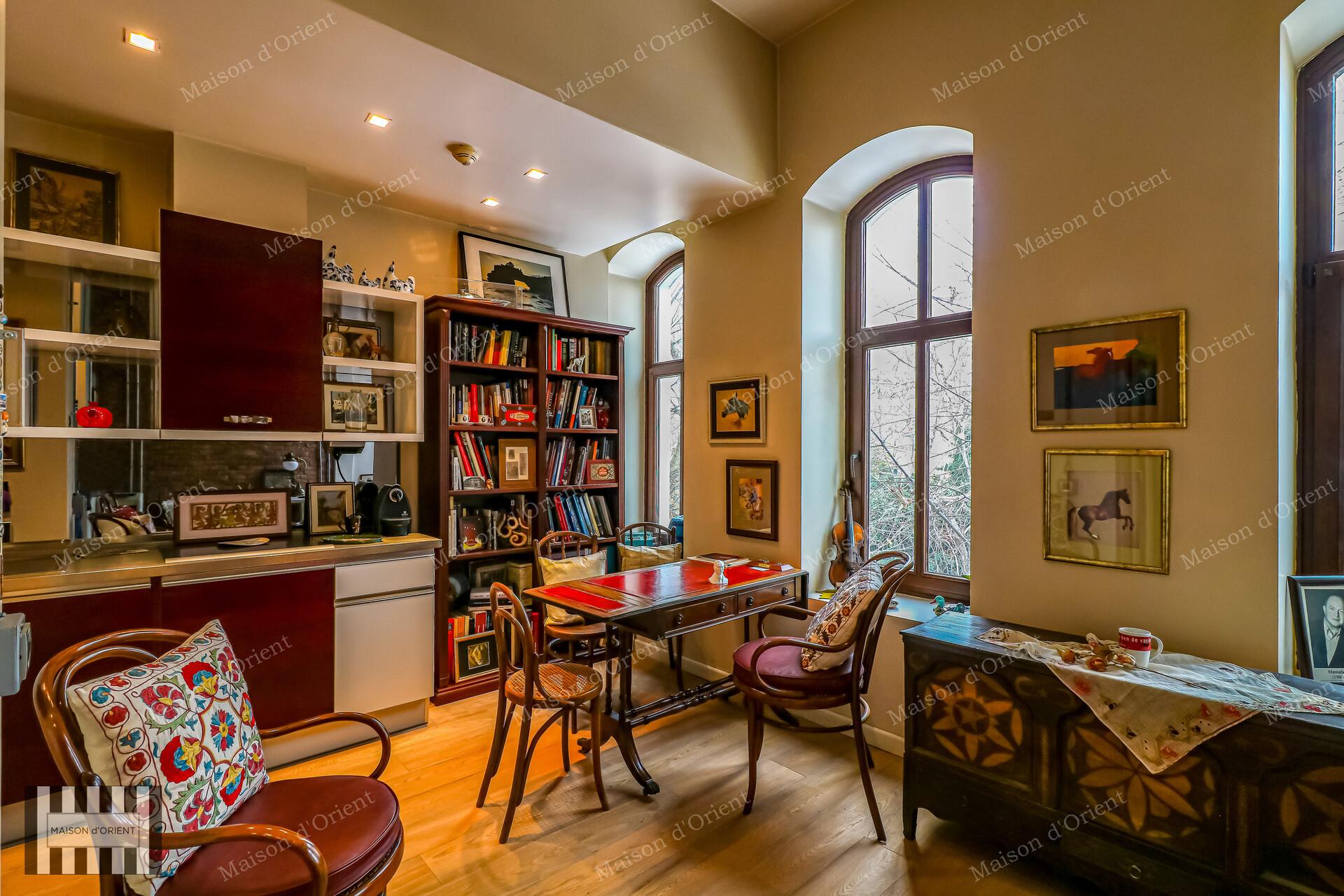 Studio Flat for Rent in Historical Akaretler Row Houses — Akaretler, İstanbul — 1+0 — Closed