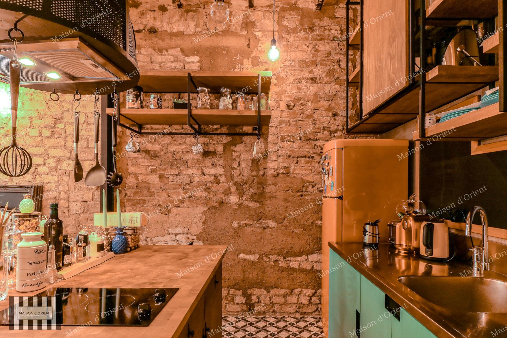 2+1 Flat for Rent in Galata, Papadopoulos Apartment — Galata, İstanbul — 2+1 — Closed