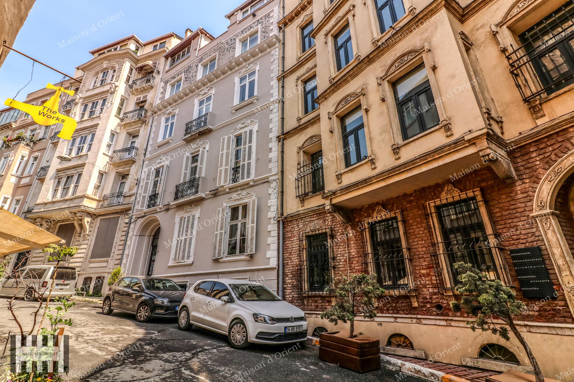 Furnished Flat for Rent in Cukurcuma — Çukurcuma, İstanbul — 2+1 — Closed