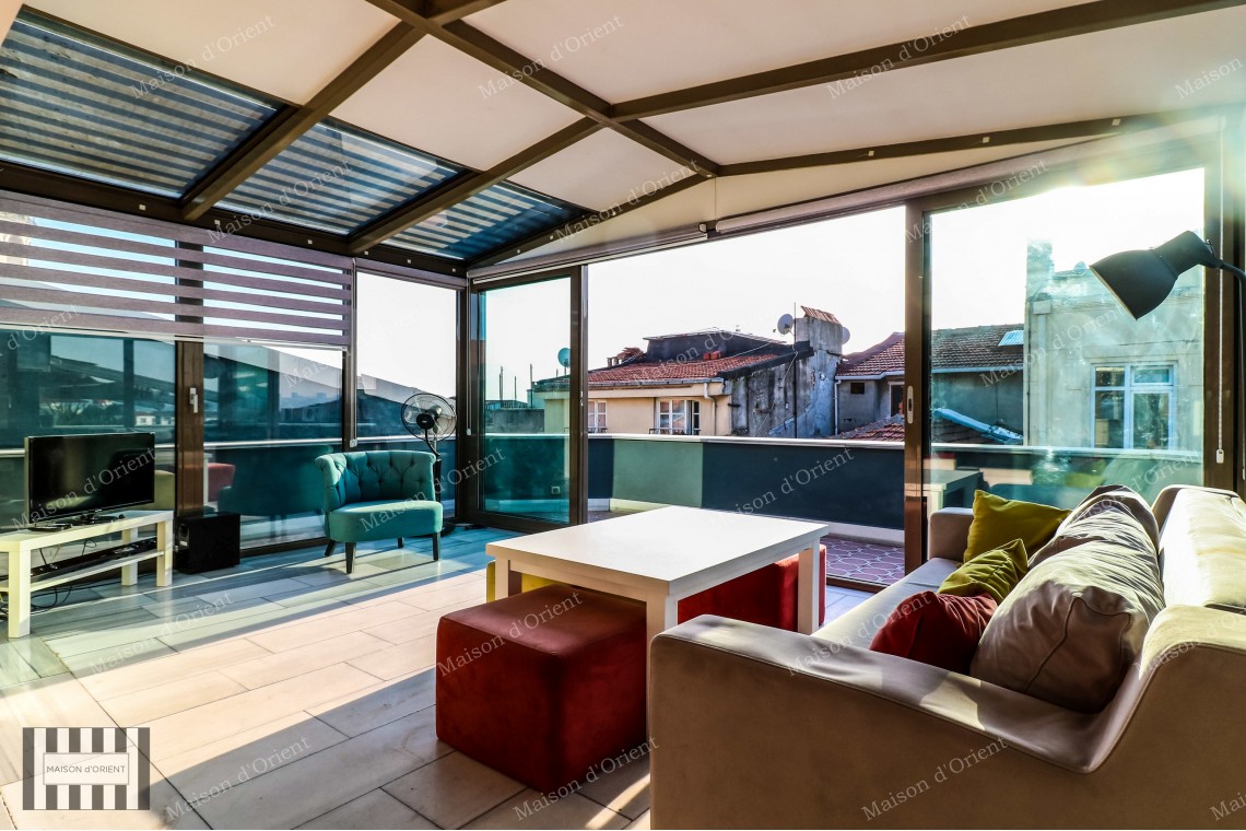 1+1 Flat with View and Terrace for Rent in Galata