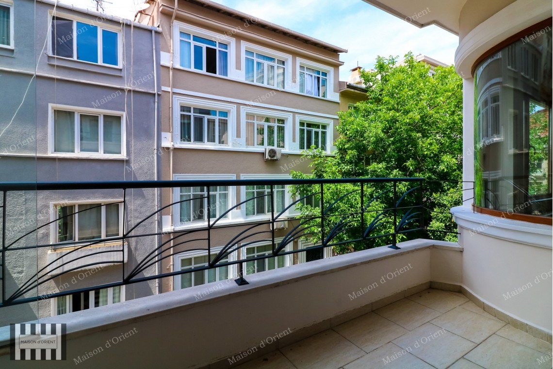 145sqm, 3+1 Flat for Sale in Cihangir