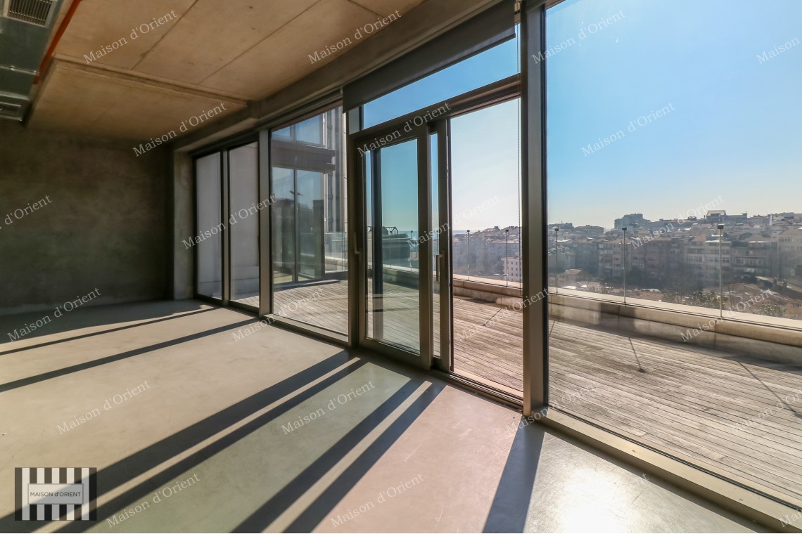 1500sqm Duplex Office for Rent in Macka Armani Residences
