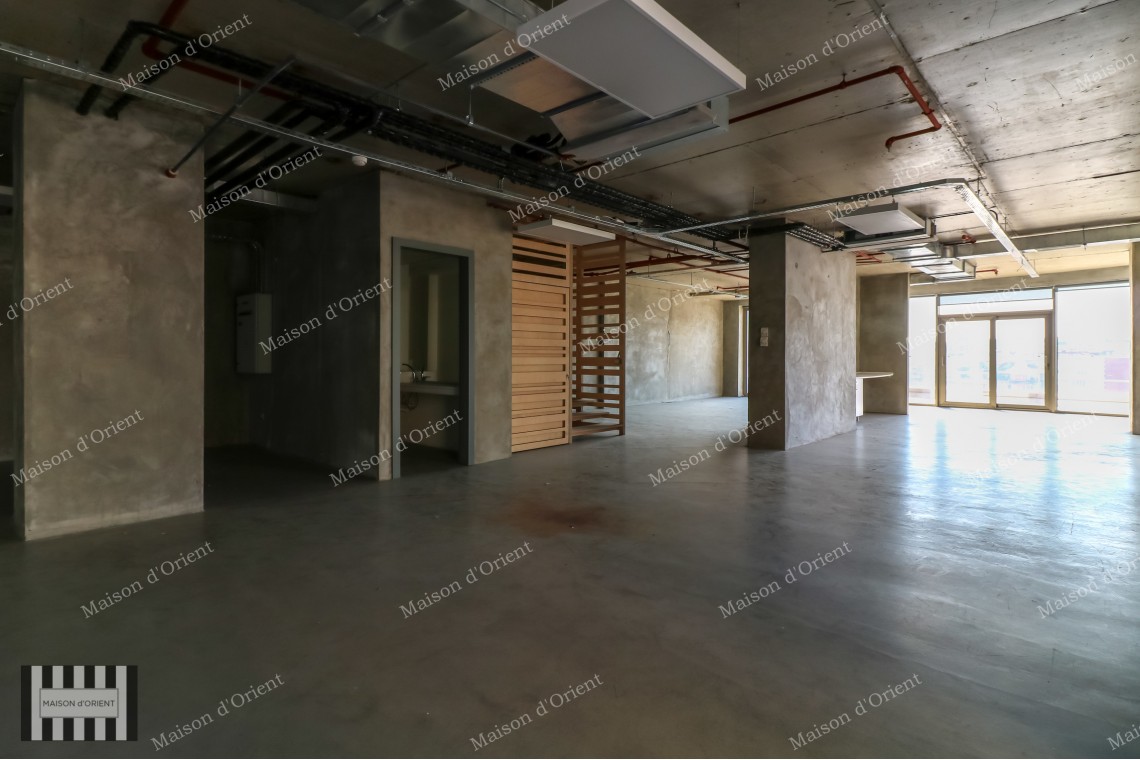 1500sqm Duplex Office for Rent in Macka Armani Residences