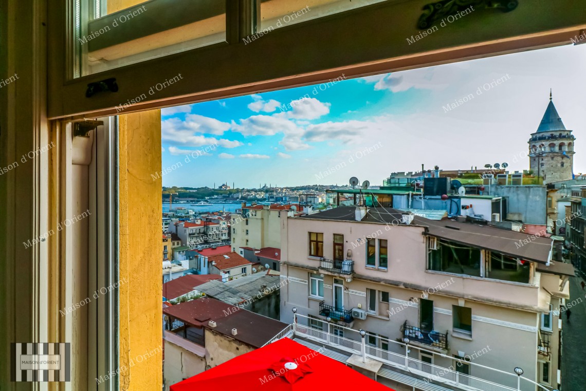 150sqm Flat with View for Rent in Dogan Apartment, Galata