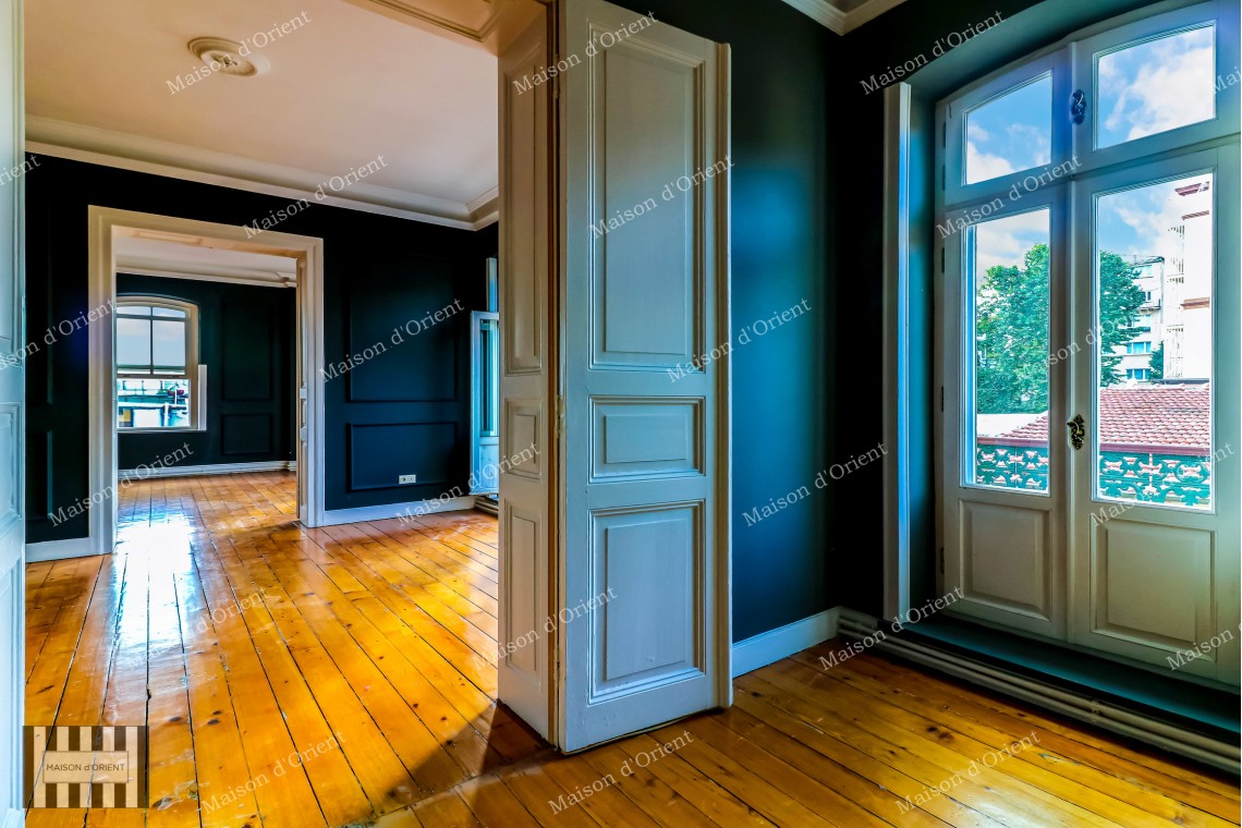 150sqm Flat with View for Rent in Dogan Apartment, Galata
