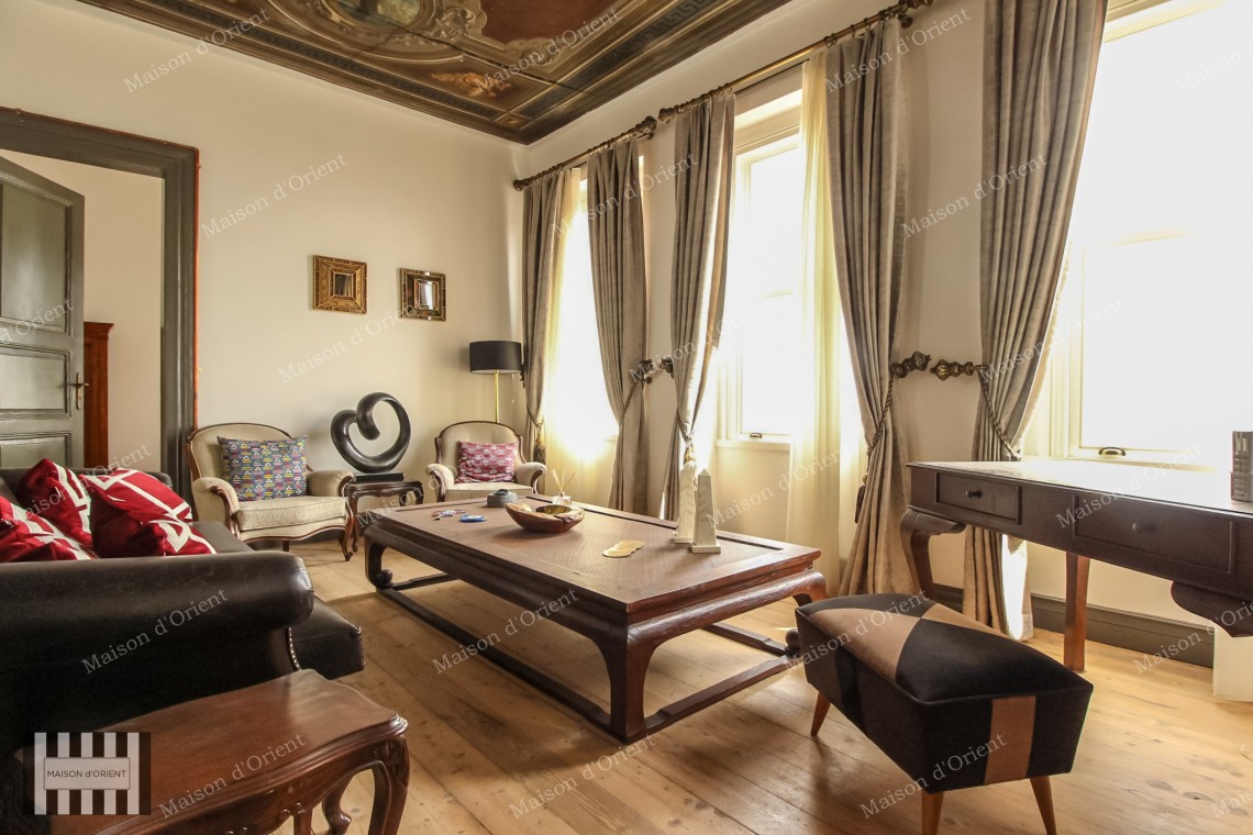 150 sqm Historical Flat with View for Rent