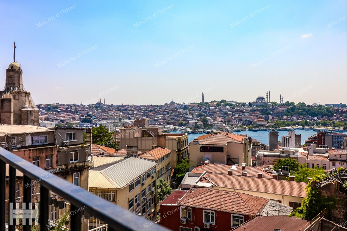 160 sqm Flat/Office for Rent in Sadık Pasa Building