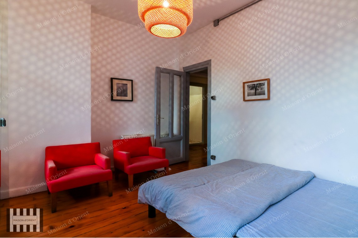 160sqm Historical Flat for Rent in Cihangir