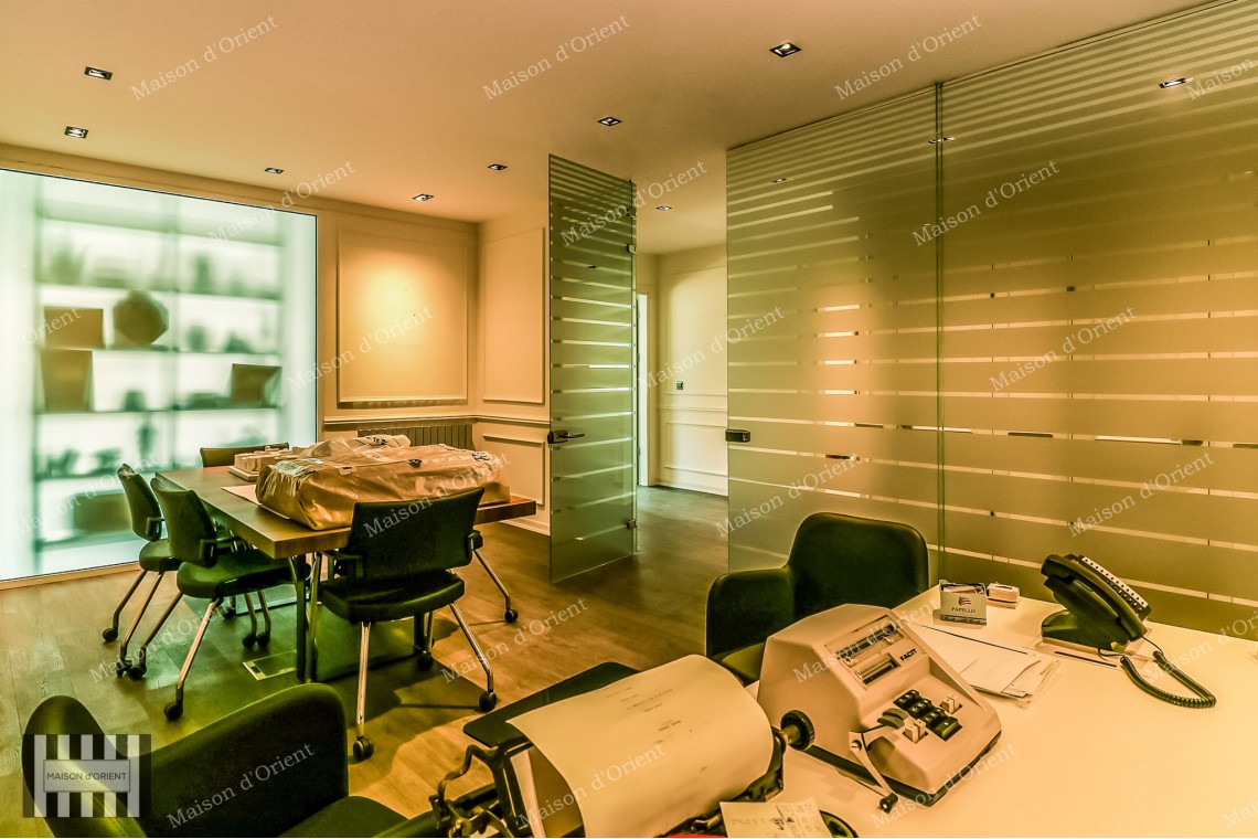 160sqm Office with Balcony for Rent on Istiklal Street