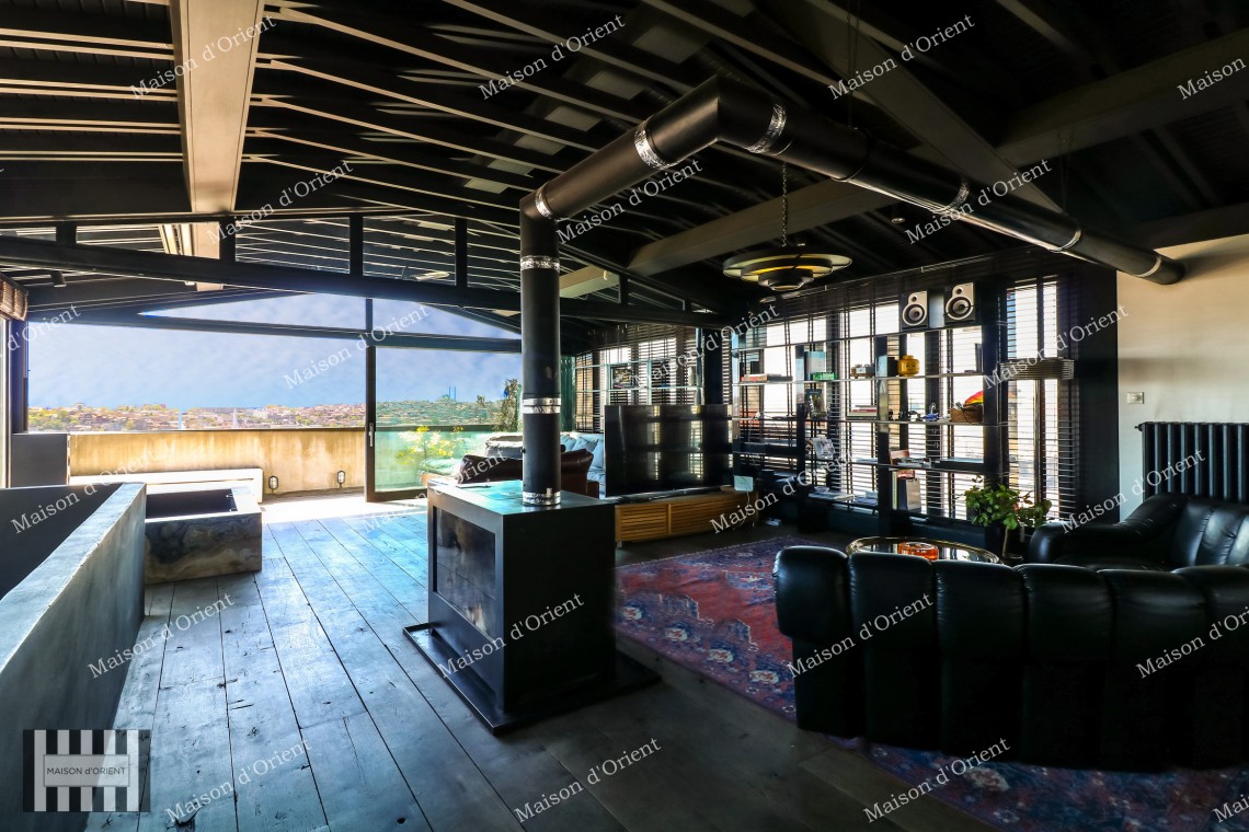 180sqm Penthouse Duplex with Terrace for Sale in Galata