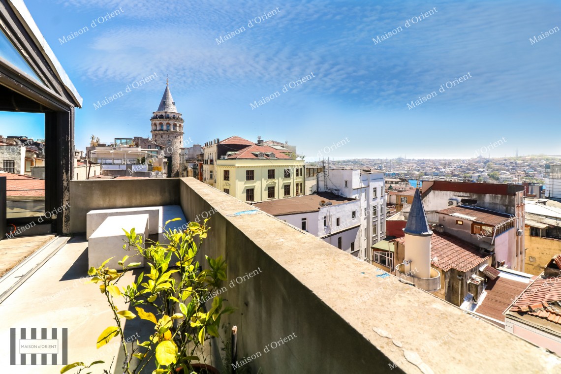 180sqm Penthouse Duplex with Terrace for Sale in Galata