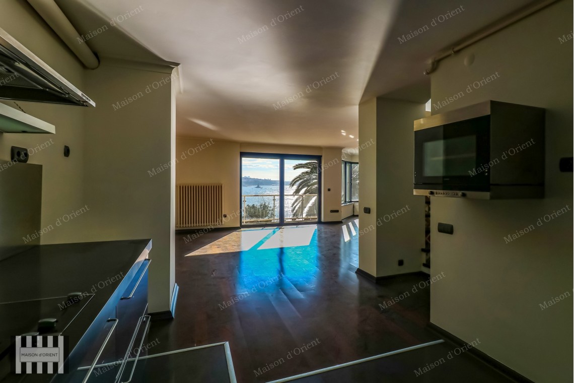 2+1 Duplex for Rent with Bosphorus View in Gümüşsuyu