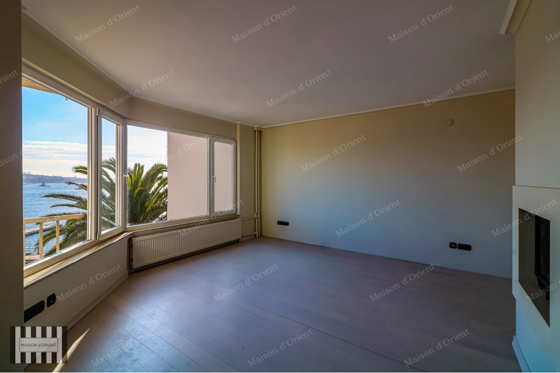 2+1 Duplex for Rent with Bosphorus View in Gümüşsuyu