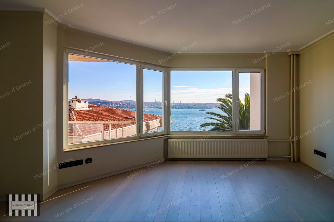 2+1 Duplex for Rent with Bosphorus View in Gümüşsuyu