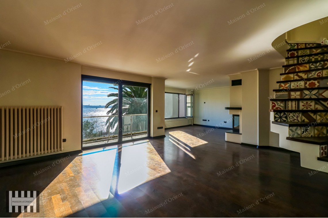 2+1 Duplex for Rent with Bosphorus View in Gümüşsuyu