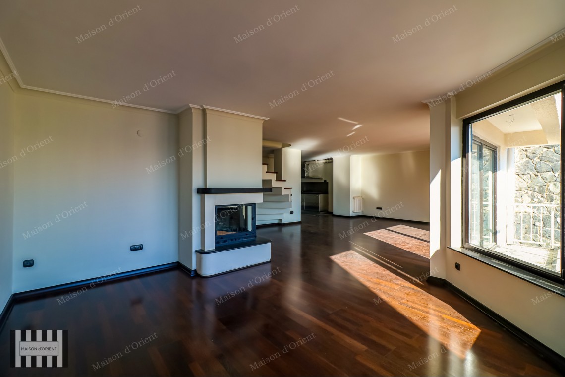 2+1 Duplex for Rent with Bosphorus View in Gümüşsuyu