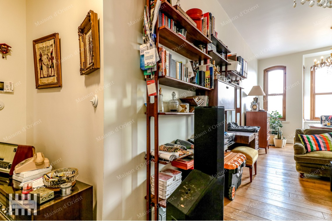 2+1 Flat for Rent in Historical Building in Galata