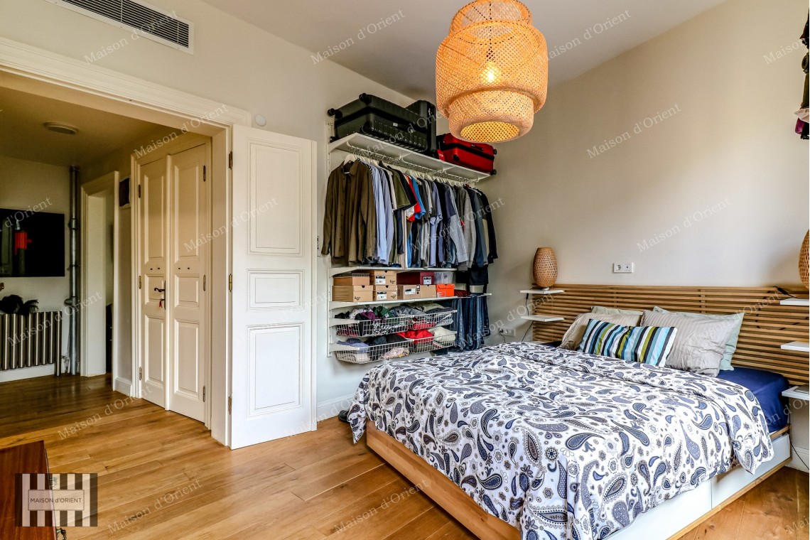 2+1 Flat for Rent in Historical Building in Galata
