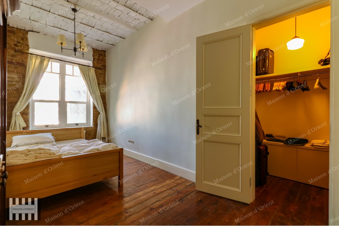  2+1 Flat with View in Historical Building in Galata