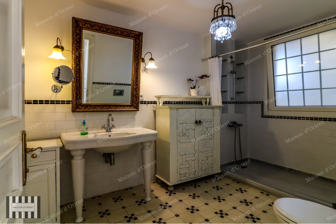 200sqm Furnished Flat with View for Rent in Cihangir