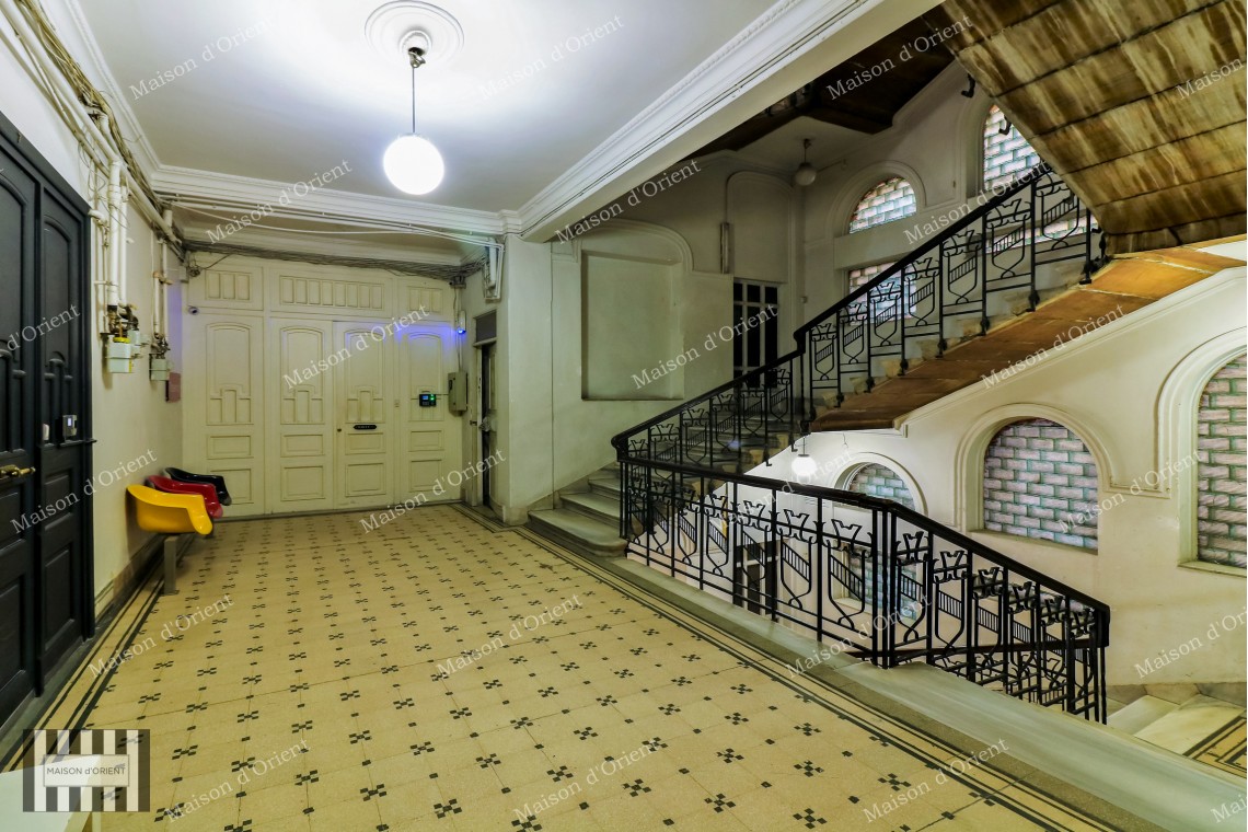 200sqm Office for Rent in Misir Apartment