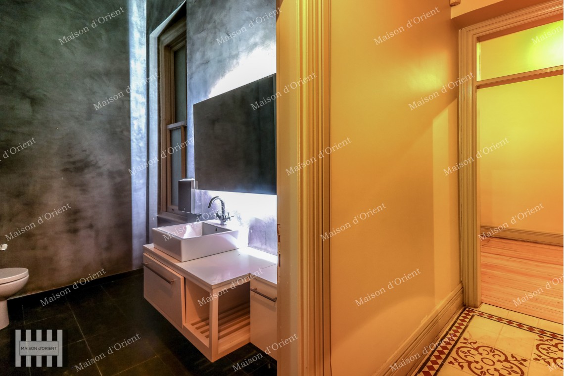200sqm Office for Rent in Historical Vural Arıkan Building