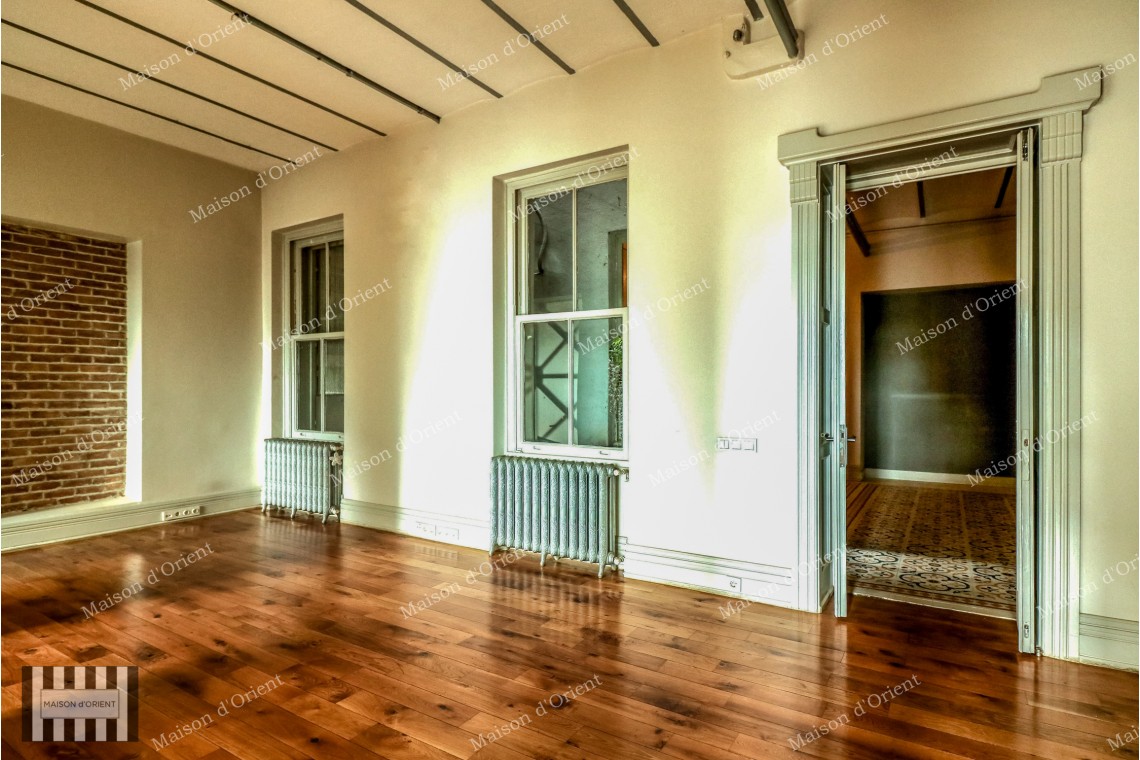 200sqm Office for Rent in Historical Vural Arıkan Building