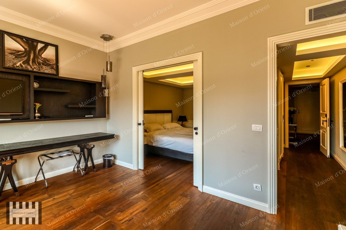 Harbiye Divan Otel Yanı Palas Binada 280m2 Satılık Daire