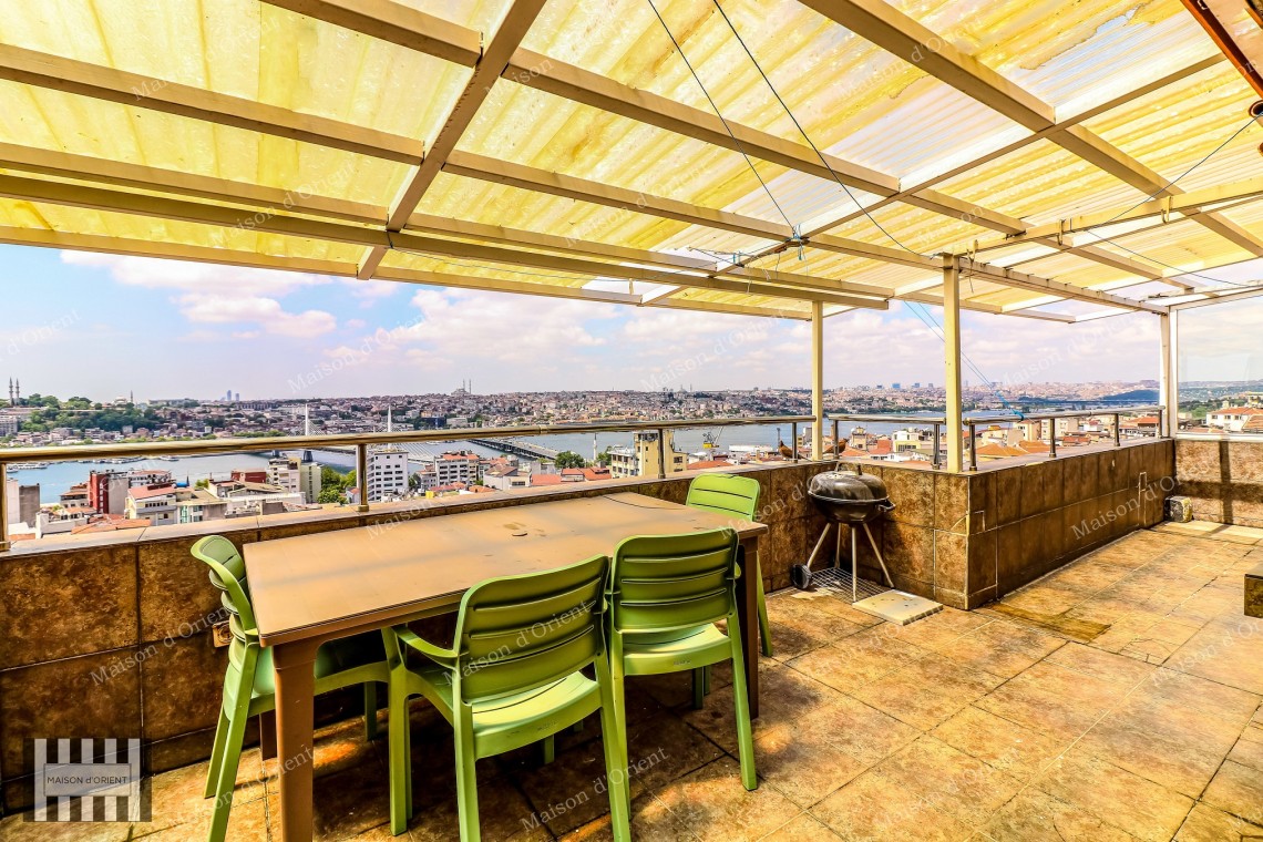 2+1 Duplex with Terrace for Rent in Galata