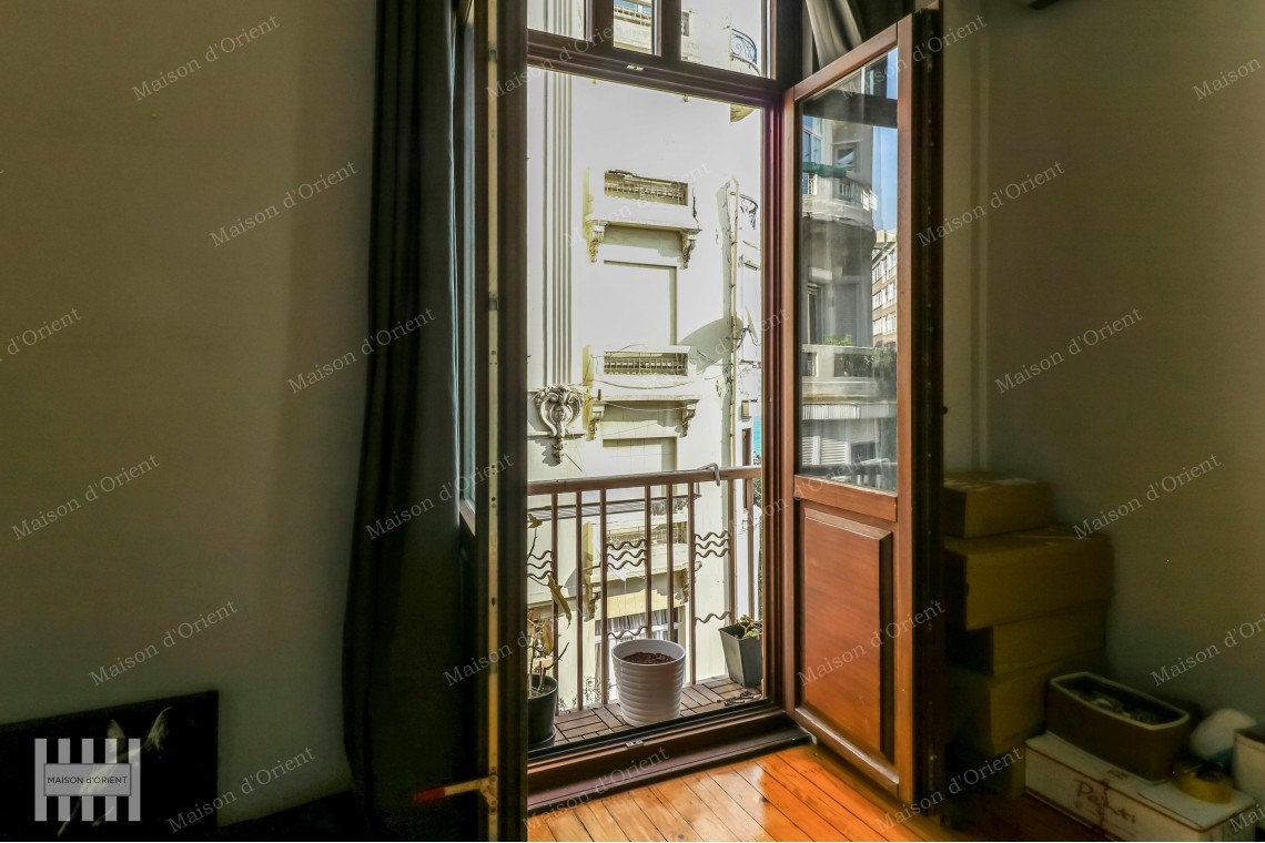 3+1 Flat for Rent in Historical Renovated Apartment