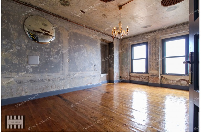 3+1 Flat in Historical Building for Rent in Galata
