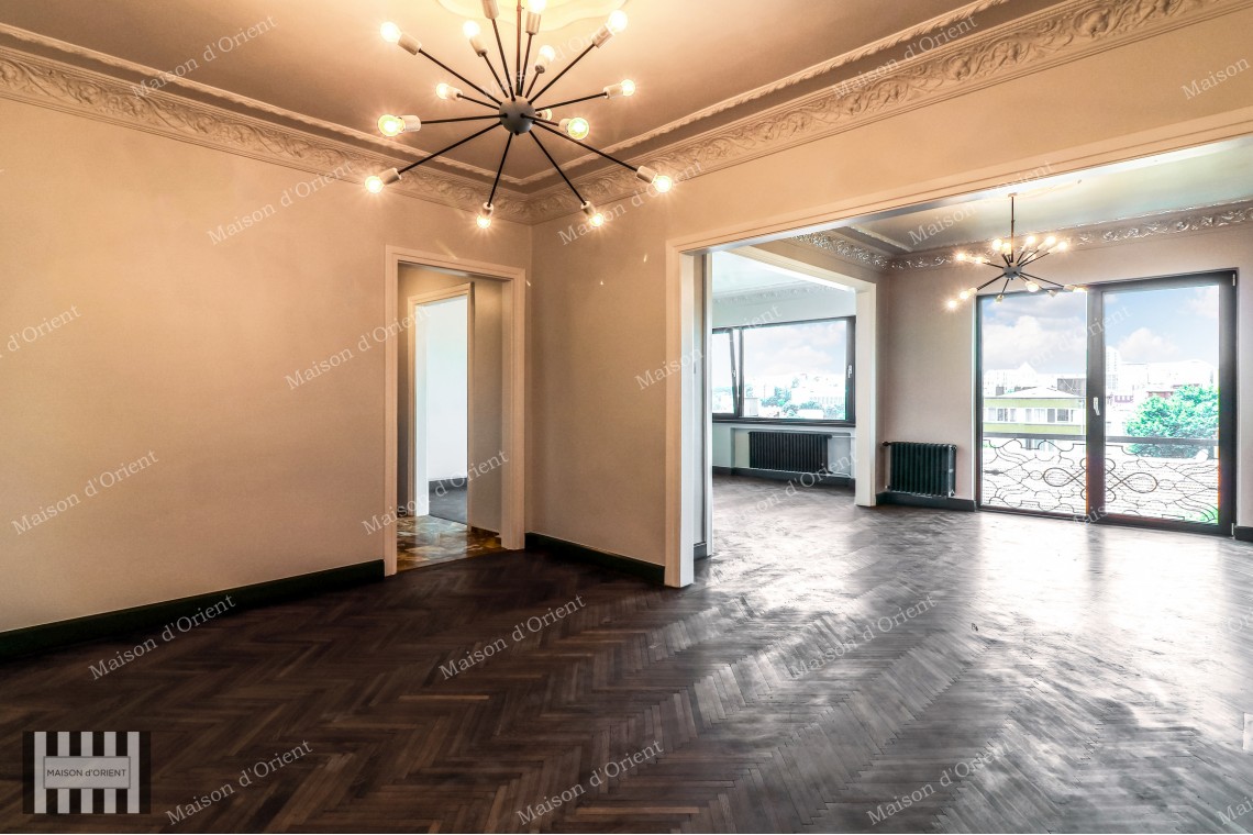 3+1 Historical Flat for Sale in Central Cihangir