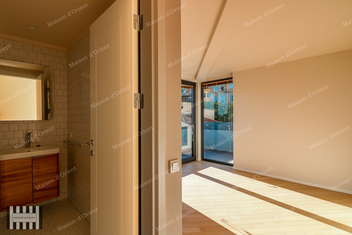 3+2 Duplex for Sale in New Project with Terrace and View, Galata