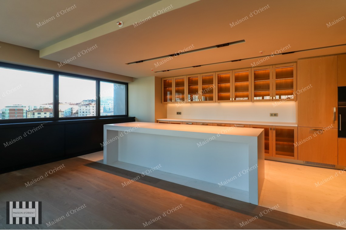 4+1 Residence with Panoramic City View for Sale in Nisantasi