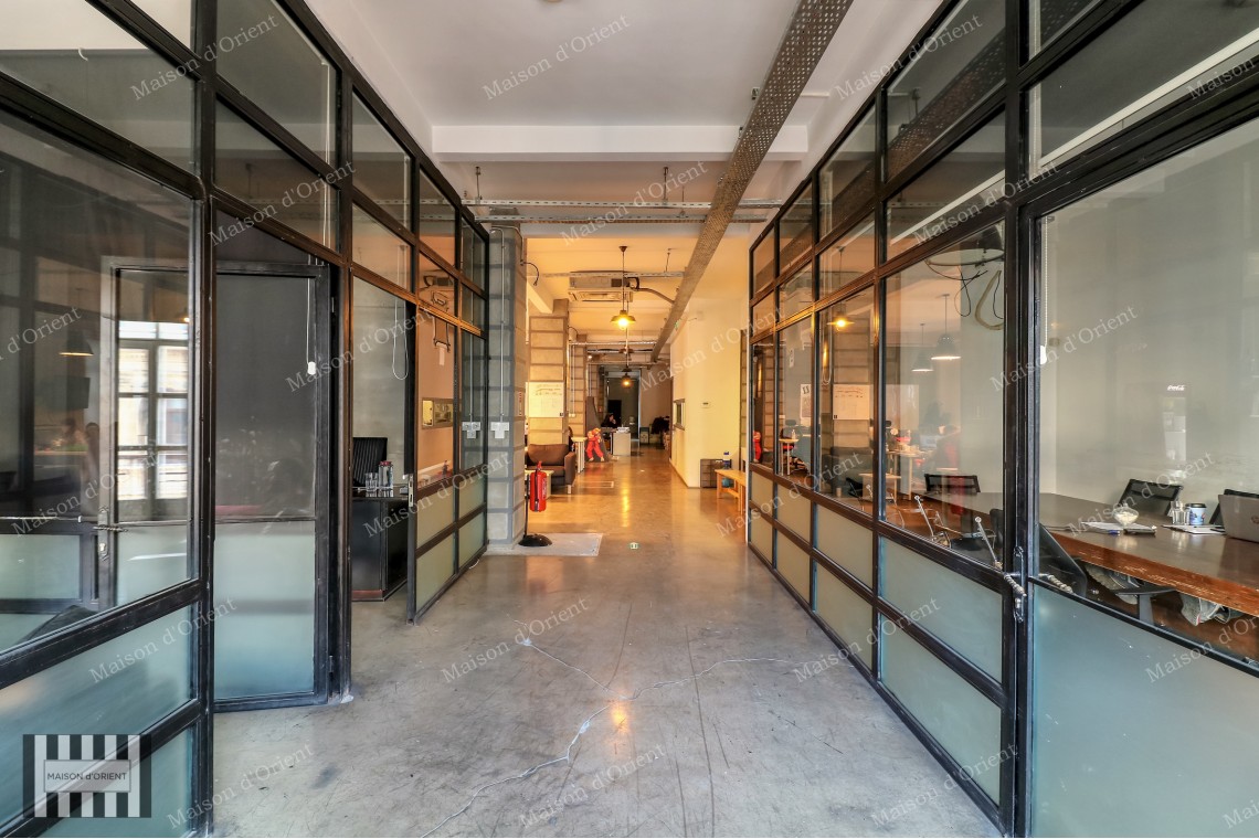 400sqm Office for Rent in Mısır Apartment