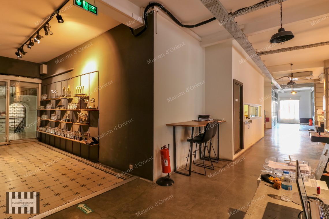 400sqm Office for Rent in Mısır Apartment