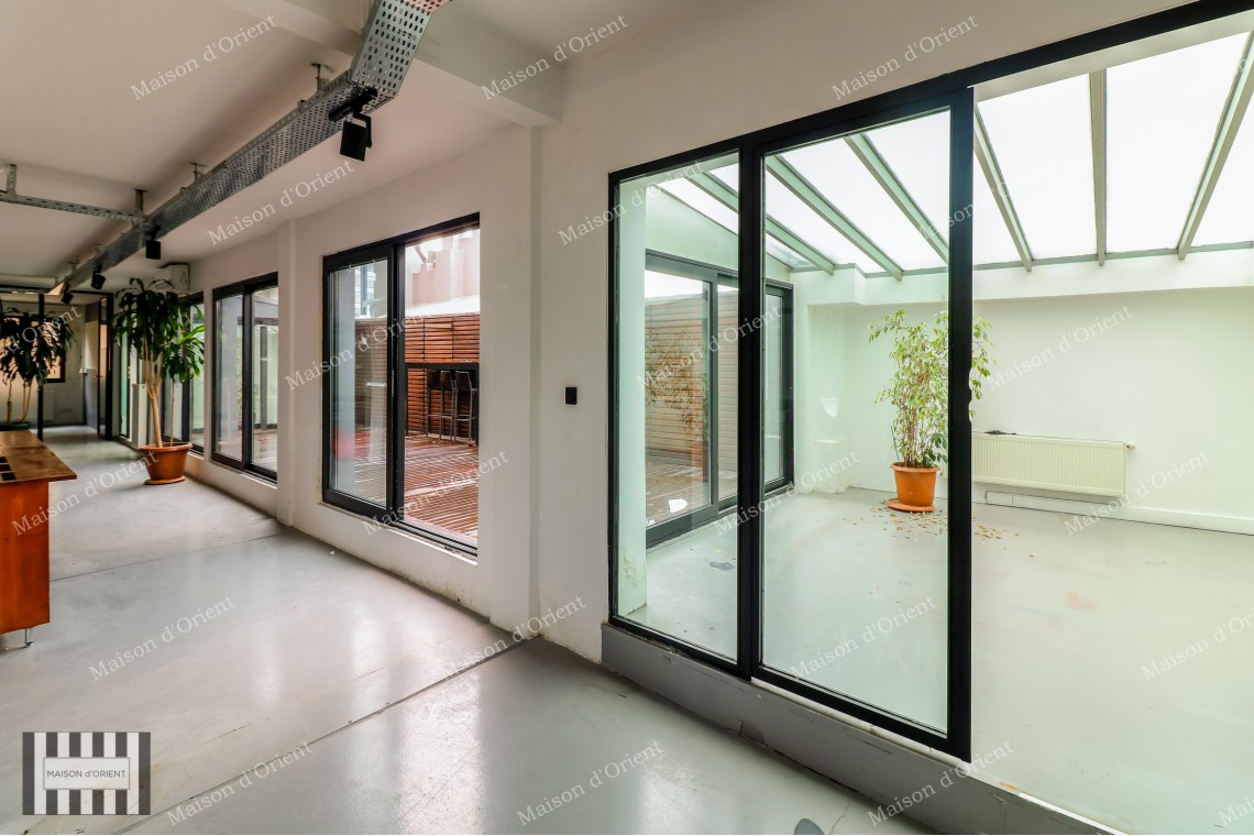 450sqm Office with Terrace for Rent in Misir Apartment