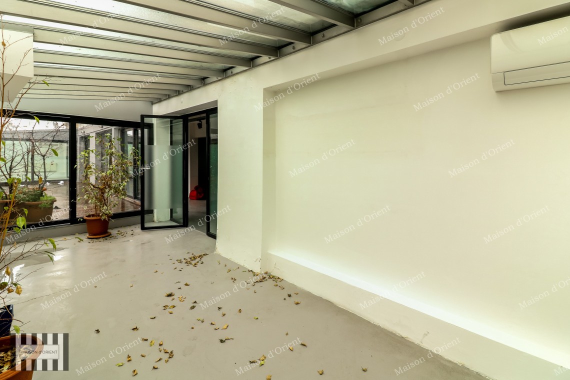 450sqm Office with Terrace for Rent in Misir Apartment