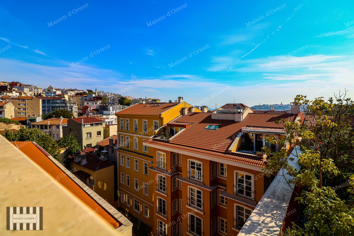 4+1 Duplex for Sale with Terrace and View in Tomtom Gardens