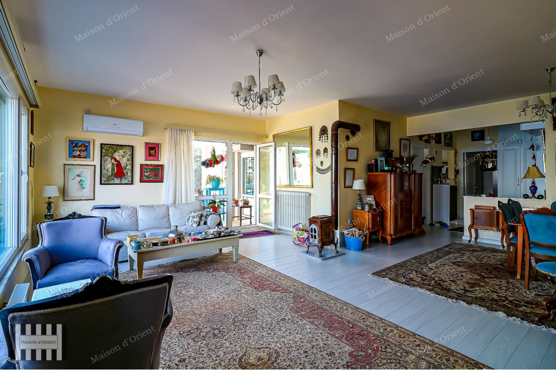 4+1 Flat for Rent with Panoramic Bosphorus View in Tarabya