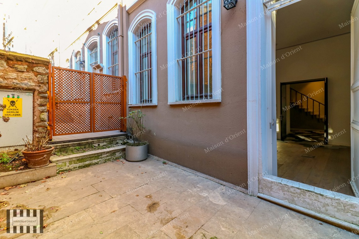 550sqm Villa with Garden for Rent in Akaretler Row Houses