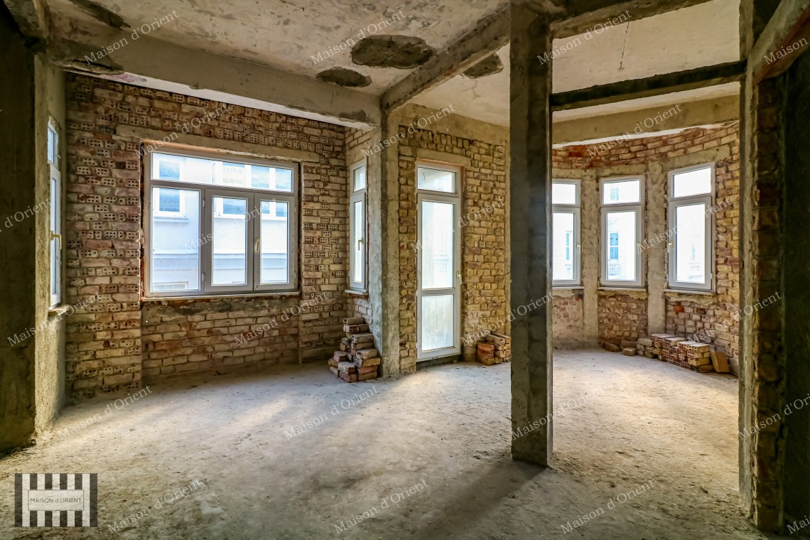 6 Storeys Historical Building for Sale in Central Cihangir