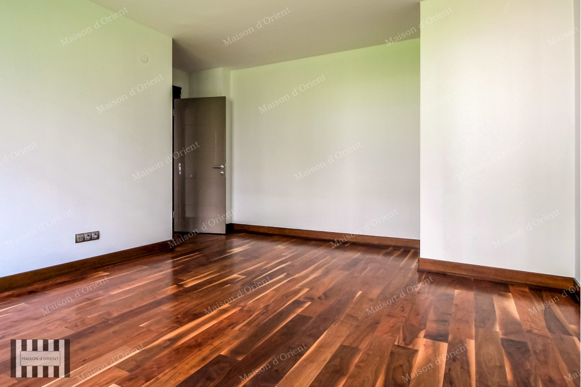 3+1 Flat with Bosphorus View for Rent in Cihangir