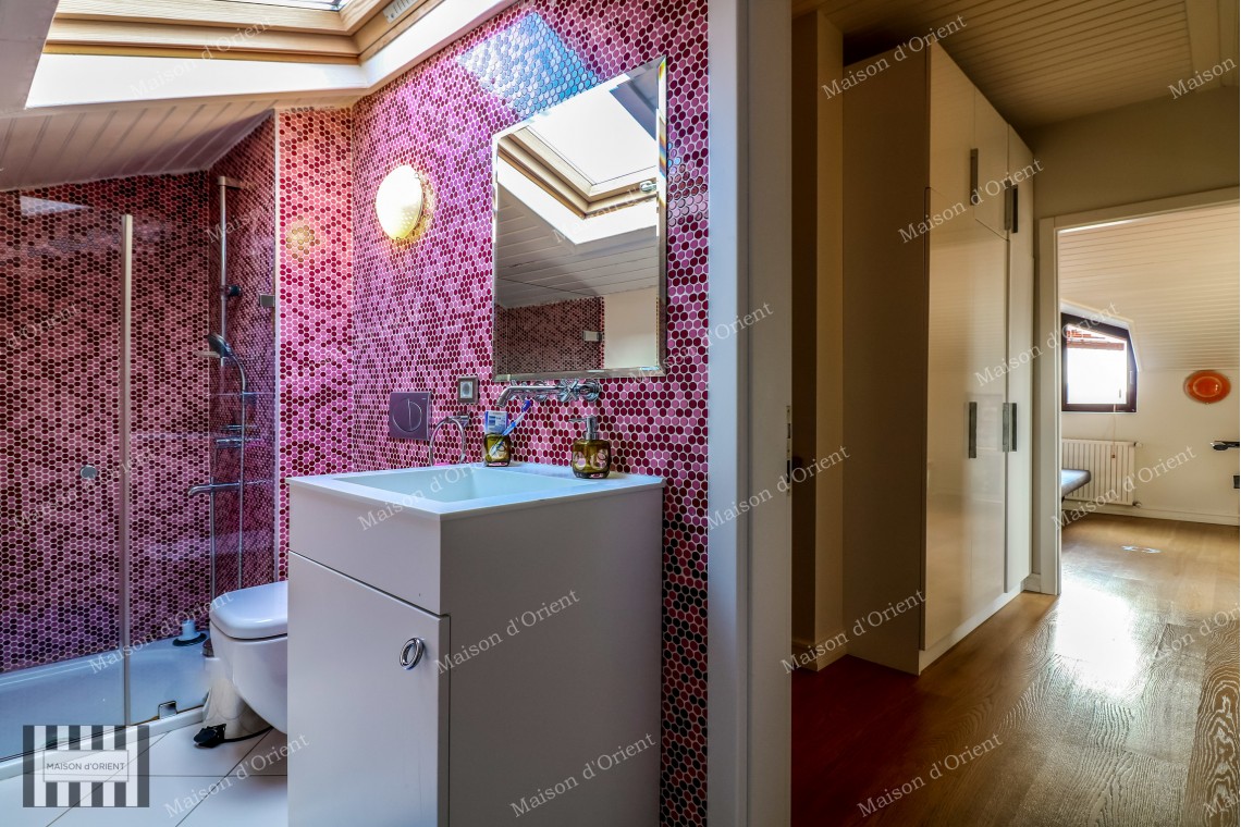 Renovated Triplex Villa for Sale in Cengelkoy Konaklari Compound