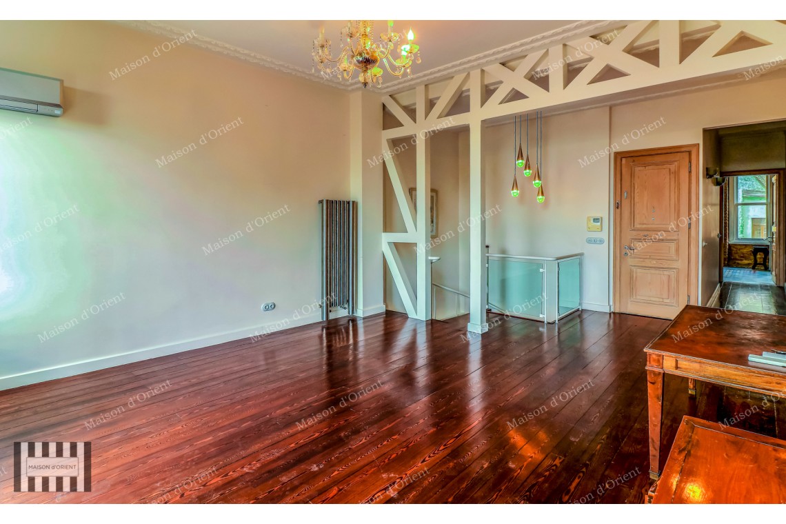 2+1 Duplex with Bosphorus View for Rent in Galata