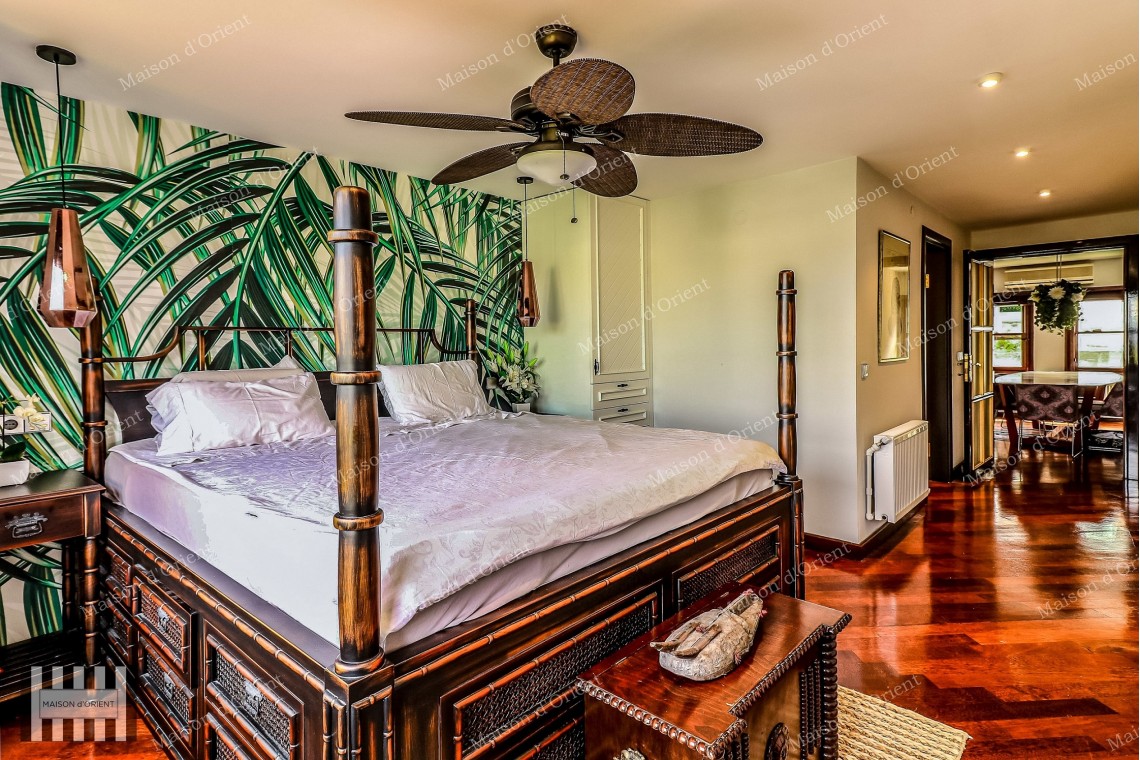 Villa with Private Garden and Pool for Rent in Emirgan
